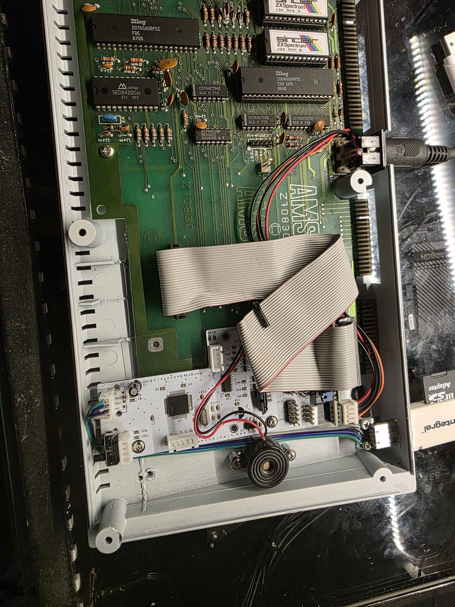 ZX Spectrum 2 modified with 3 OLED screen and floppy emulator