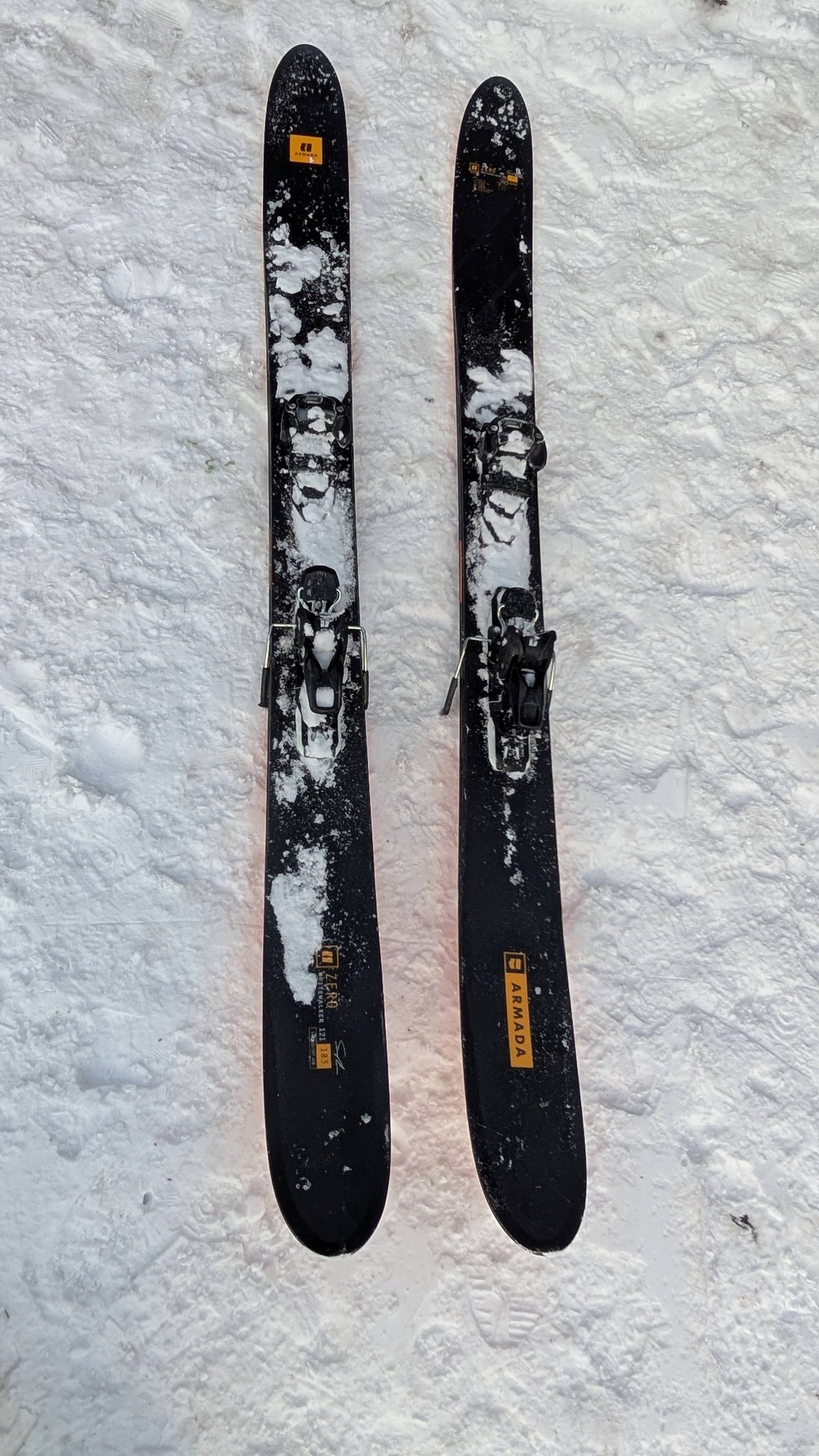 Ski review: I demoed 183 cm Armada Zero Whitewalker 121 mm skis