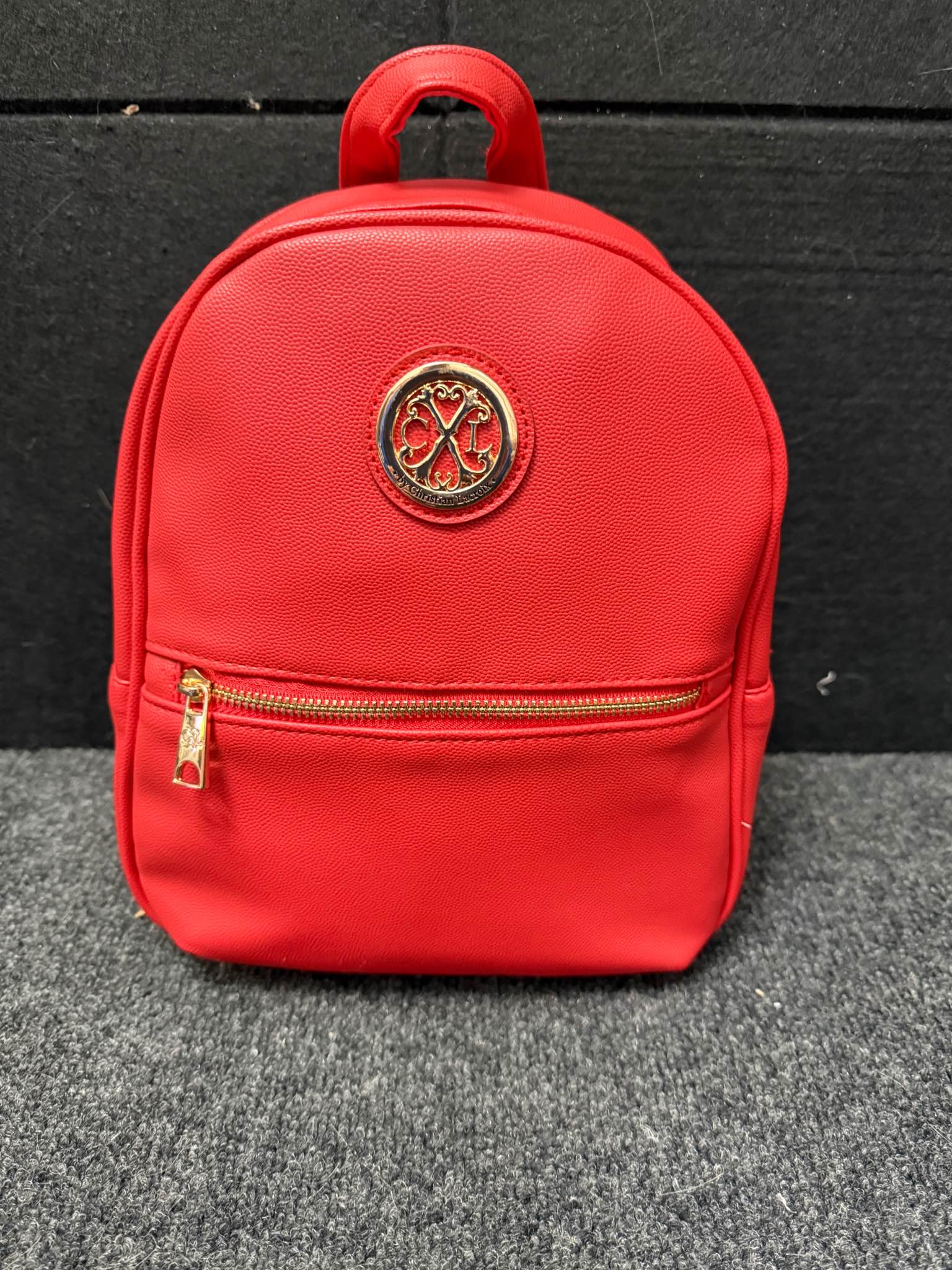 alexander wang marti zip detailed leather backpack // – VSP Consignment 1 zipper pocket PD1805 Model:CRS-S-702M Fish Frenzy | South