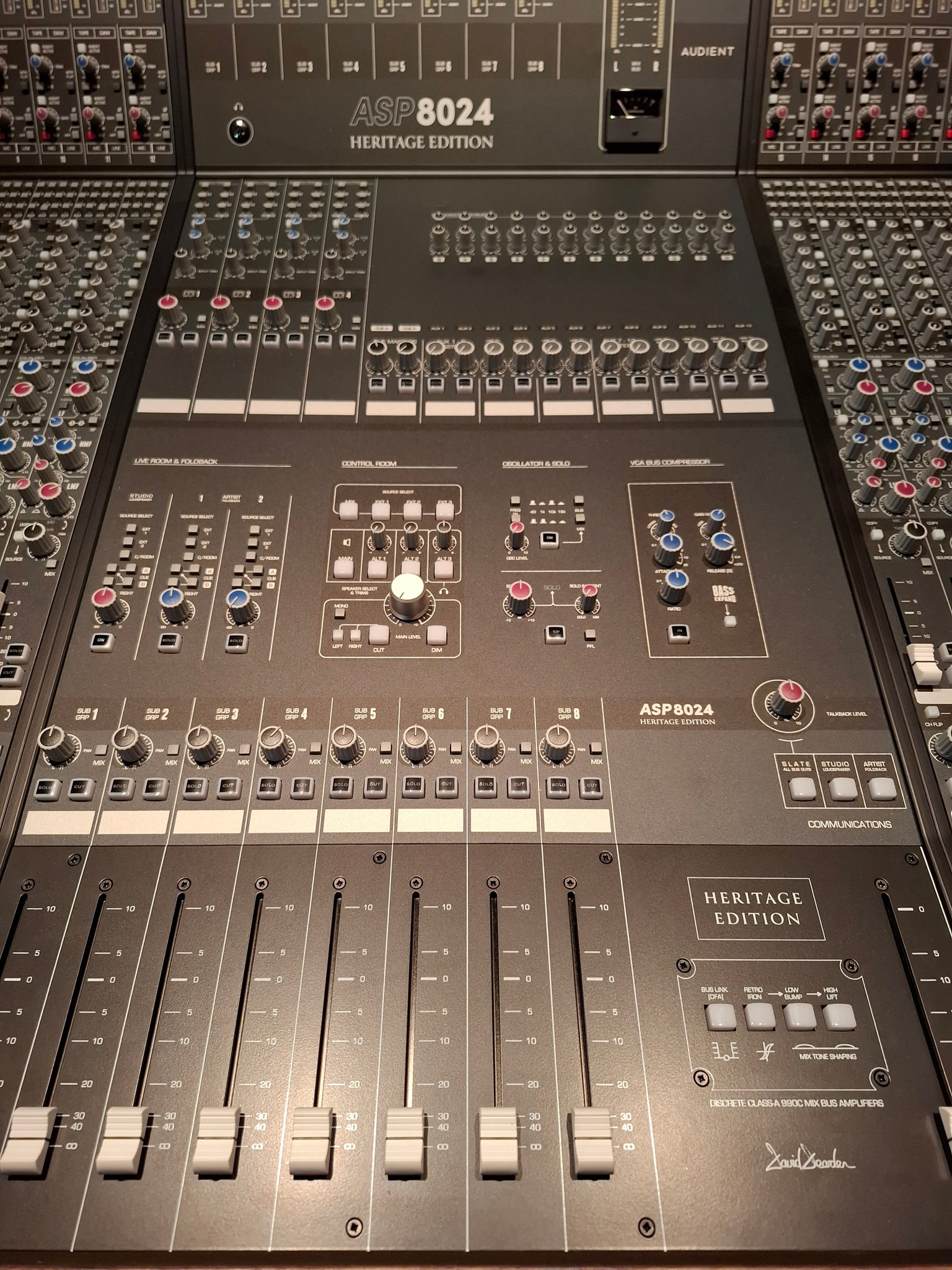 DENTS デンツ Heritage Collection Audient ASP 8024 Heritage Edition Console Review and Discussion