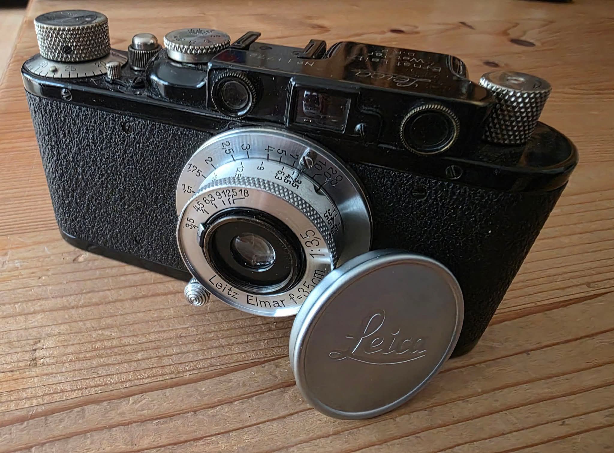 1932 Leica Leitz DII black paint camera treasure