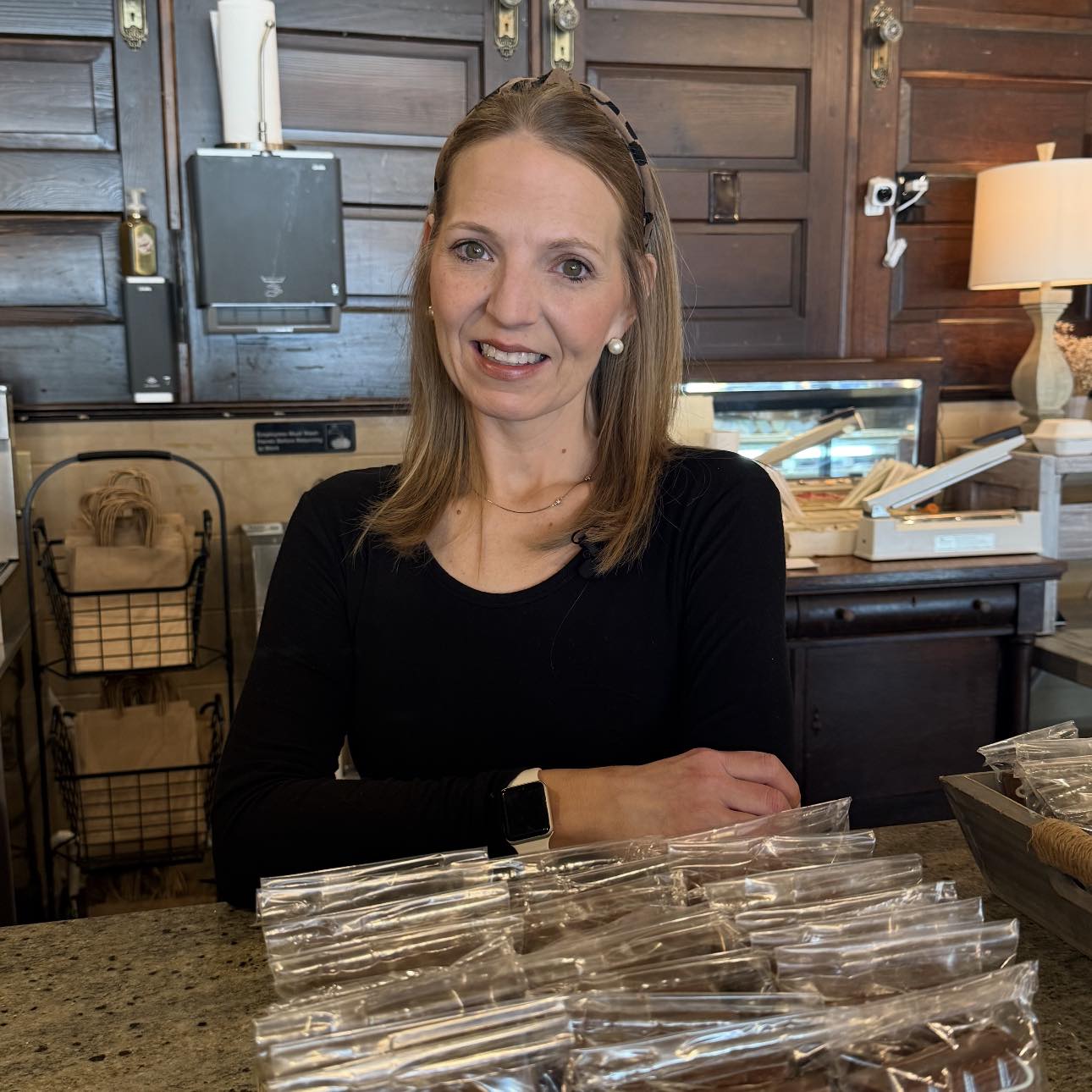 Melissa DeLawrence Cook