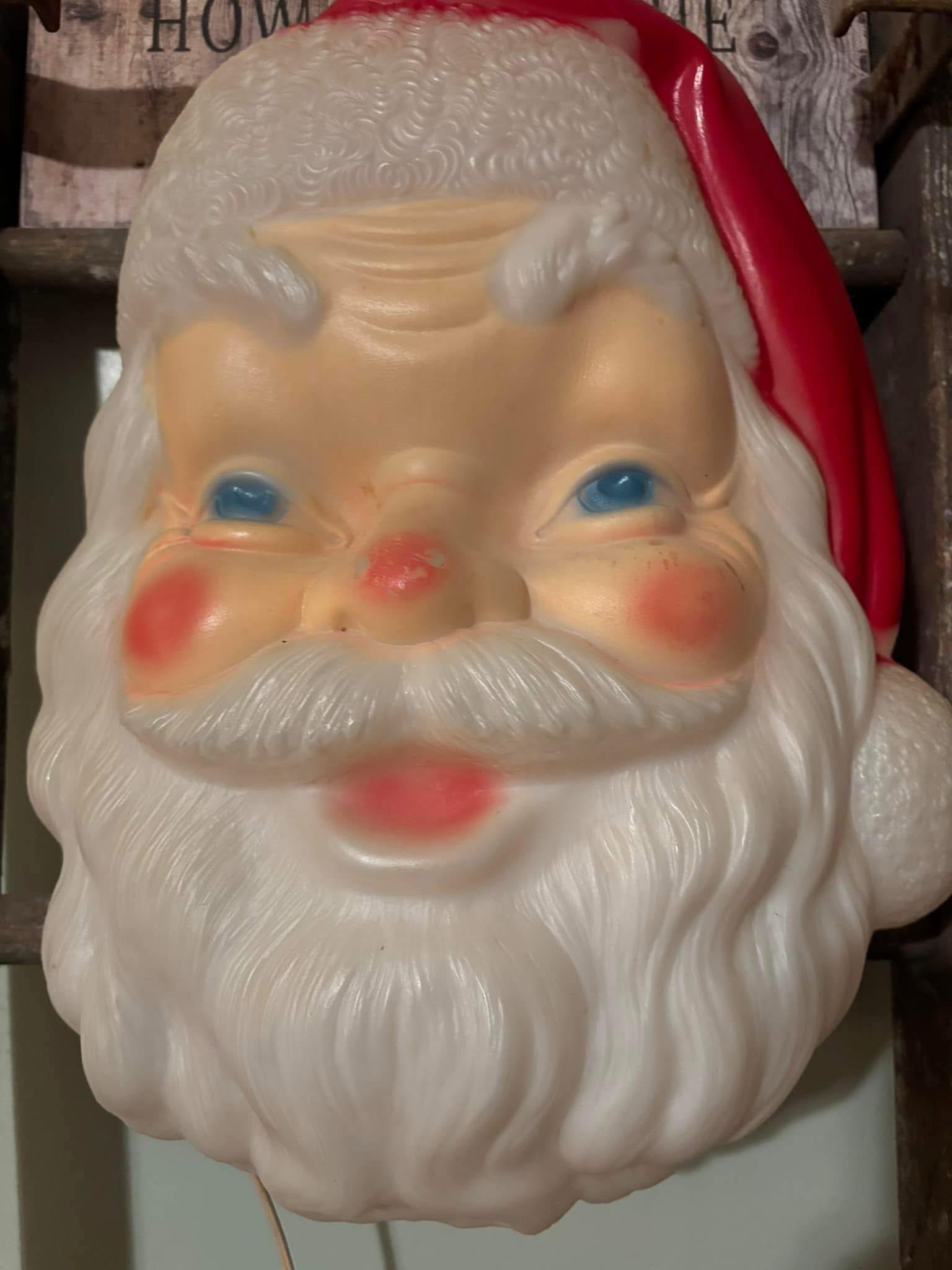 Vintage 1968 Empire blow mold Santa Claus