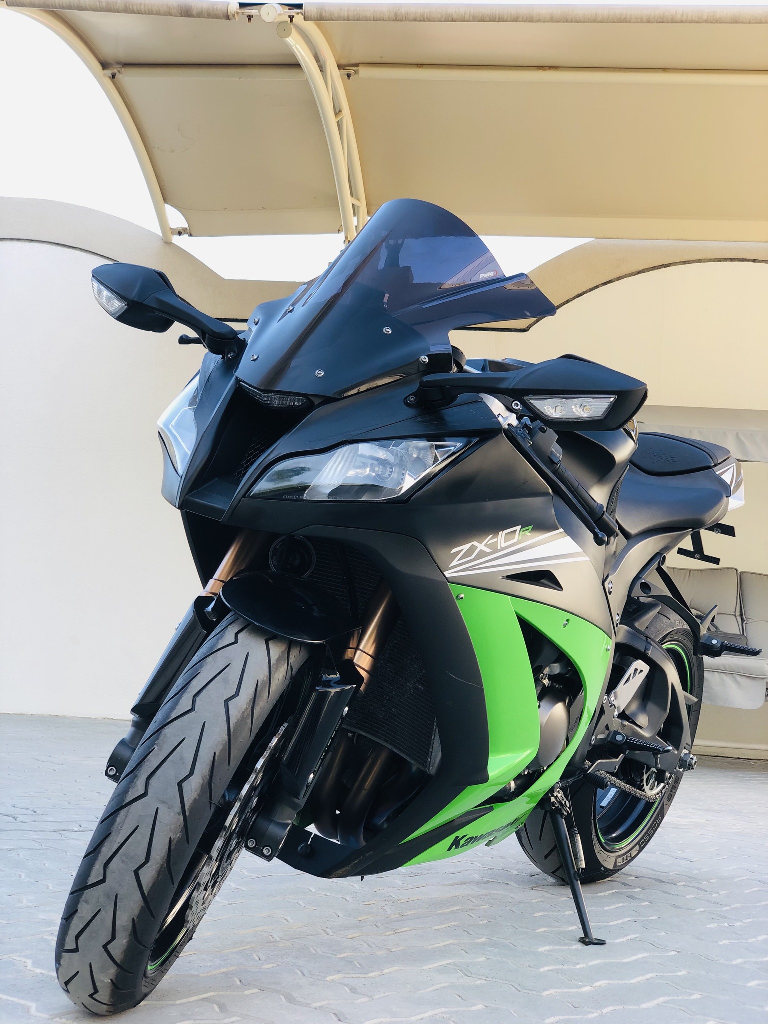 2015 Kawasaki ZX10R for sale in UAE with upgrades