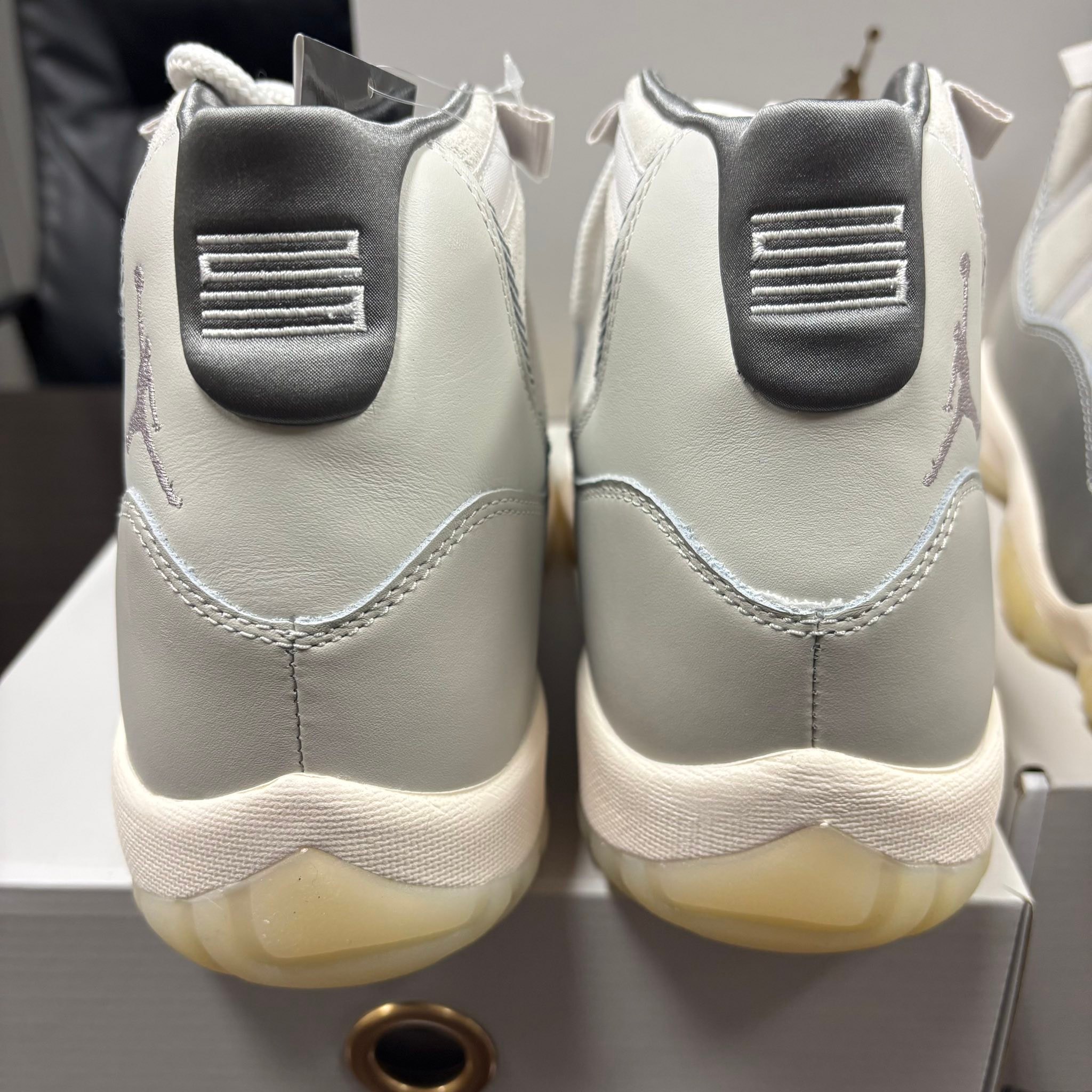 Japan Only Release!! Jordan 11 men