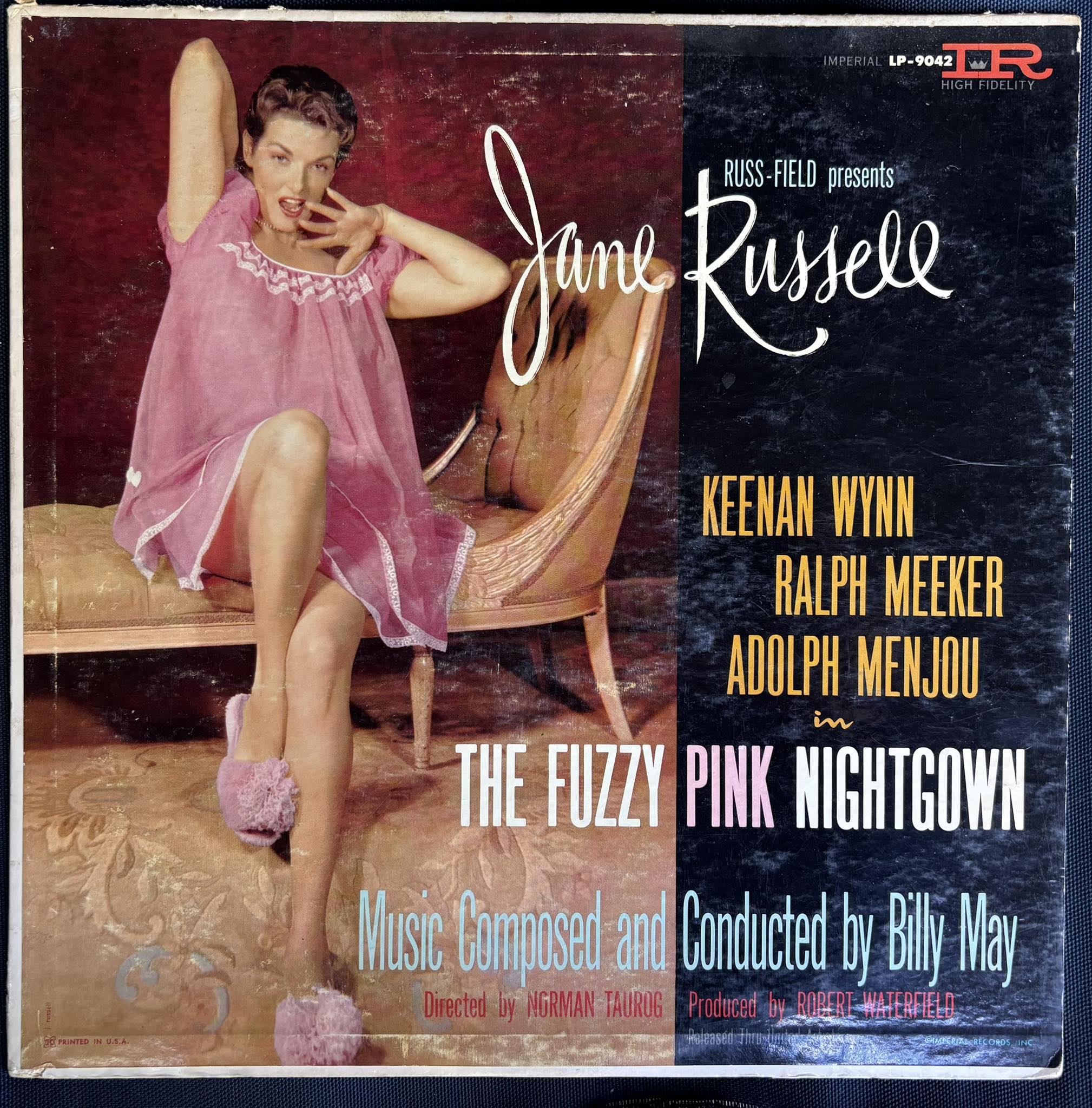 Fuzzy pink nightgown discussion