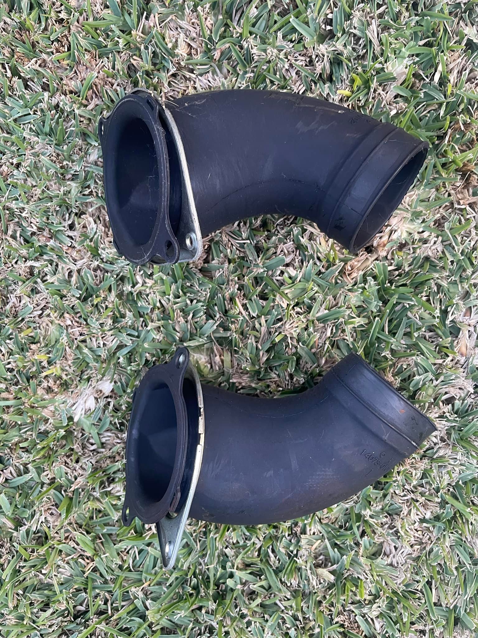 06 zx14r parts for sale. Located in Los Angeles. Willing to ship