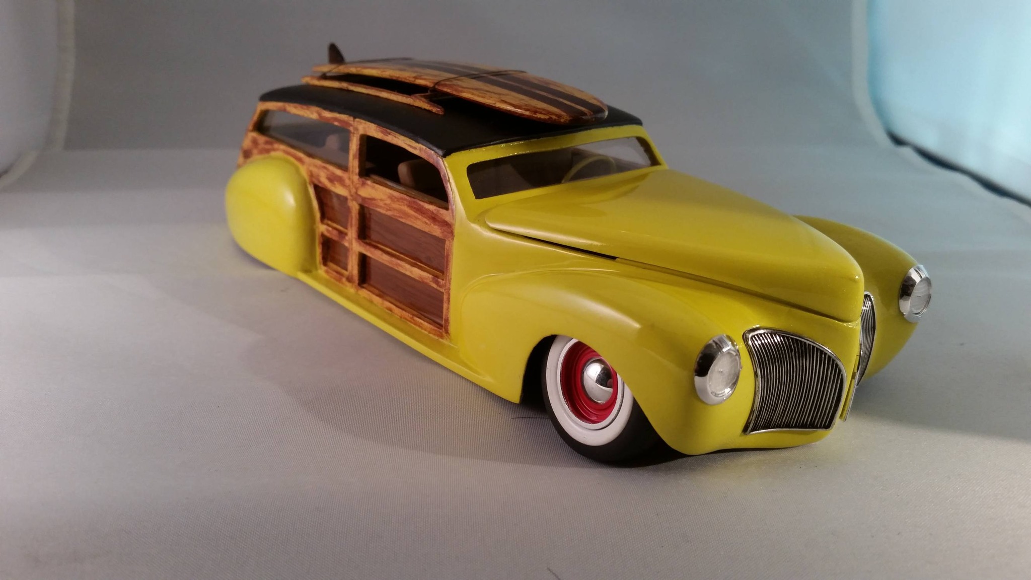 1/24 Scale 1937 Lincoln Zephyr Custom Dashboard – Resin & Plastic Kit Part (Unassembled)