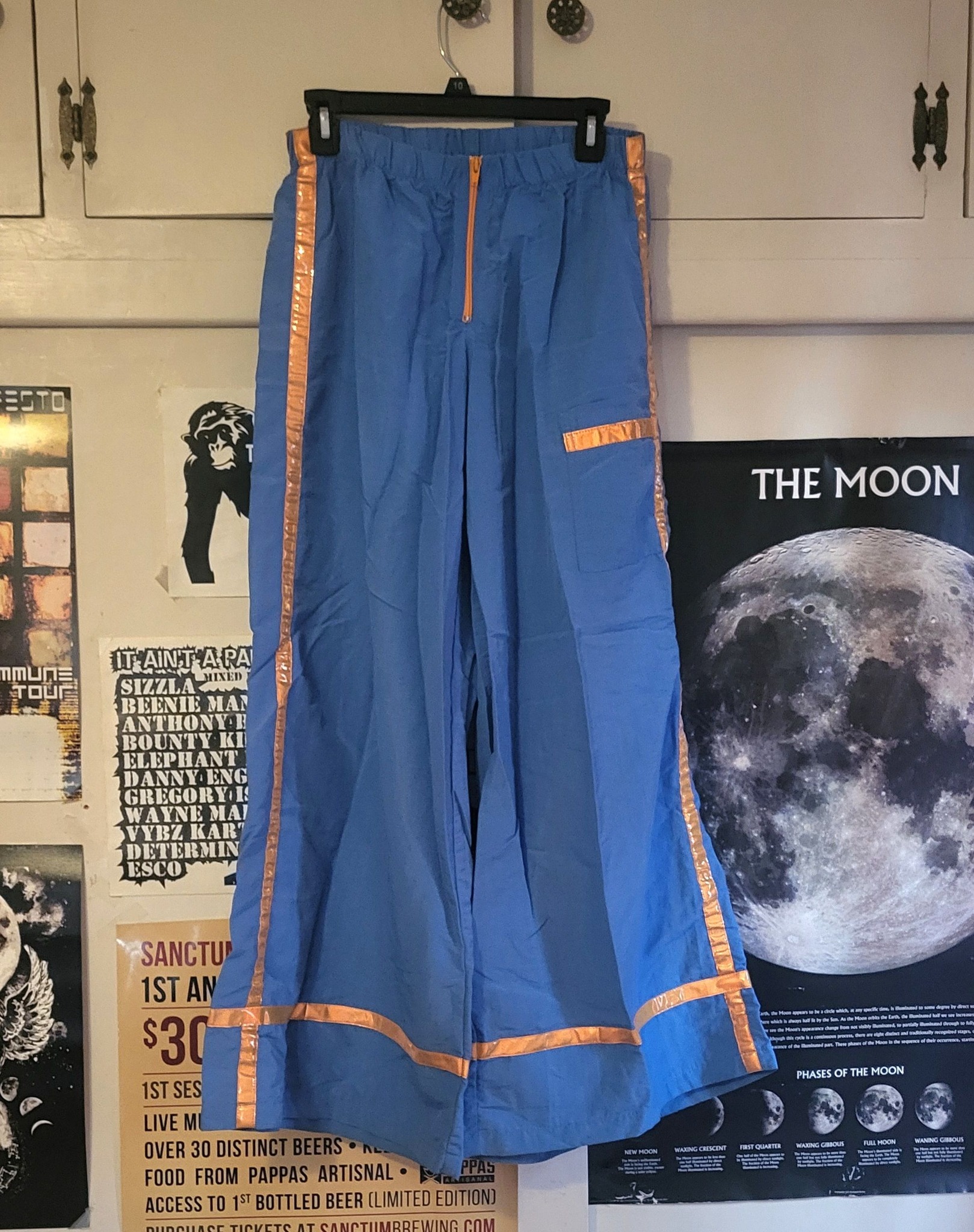 did anybody ever keep their jncos or old rave pants?
