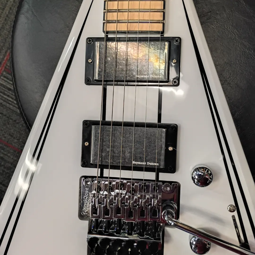 2007 Jackson Stars RR-J1E guitar in trans black