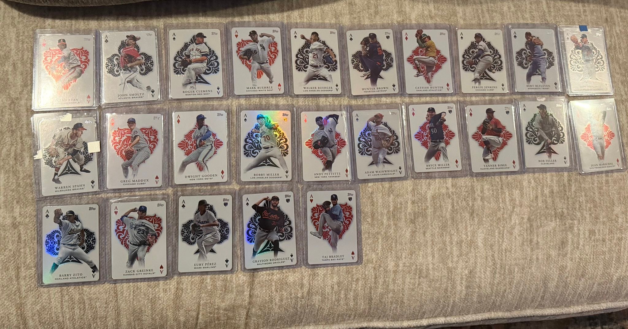 Finally completed the entire 2023 All Aces set from 1-75.