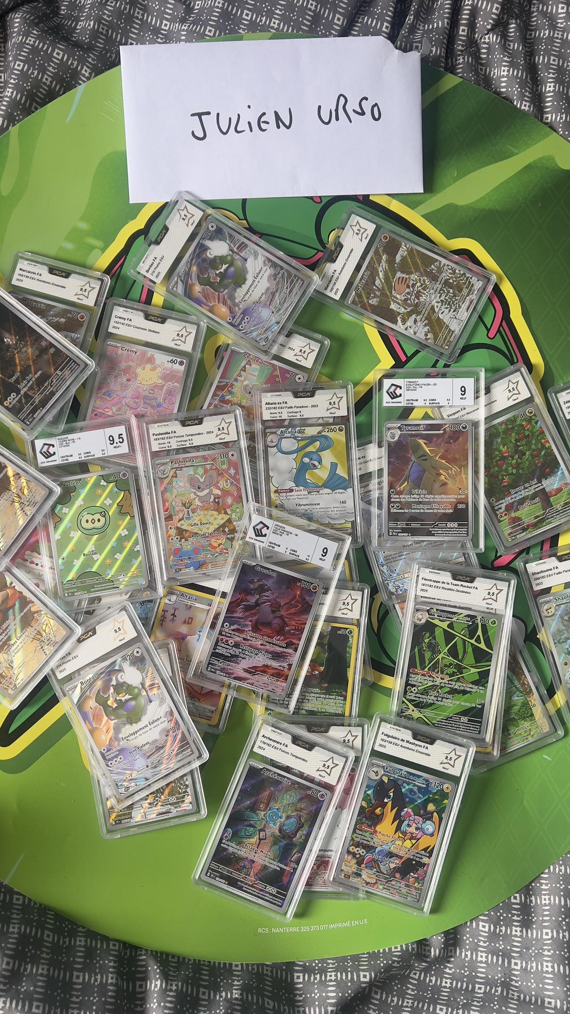 LOT 100 CARTES Pokémon Différentes Françaises Avec Cadeaux EUR 17,00