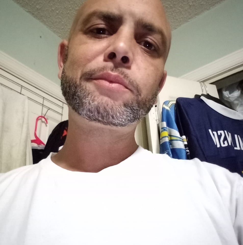 David R Jones II