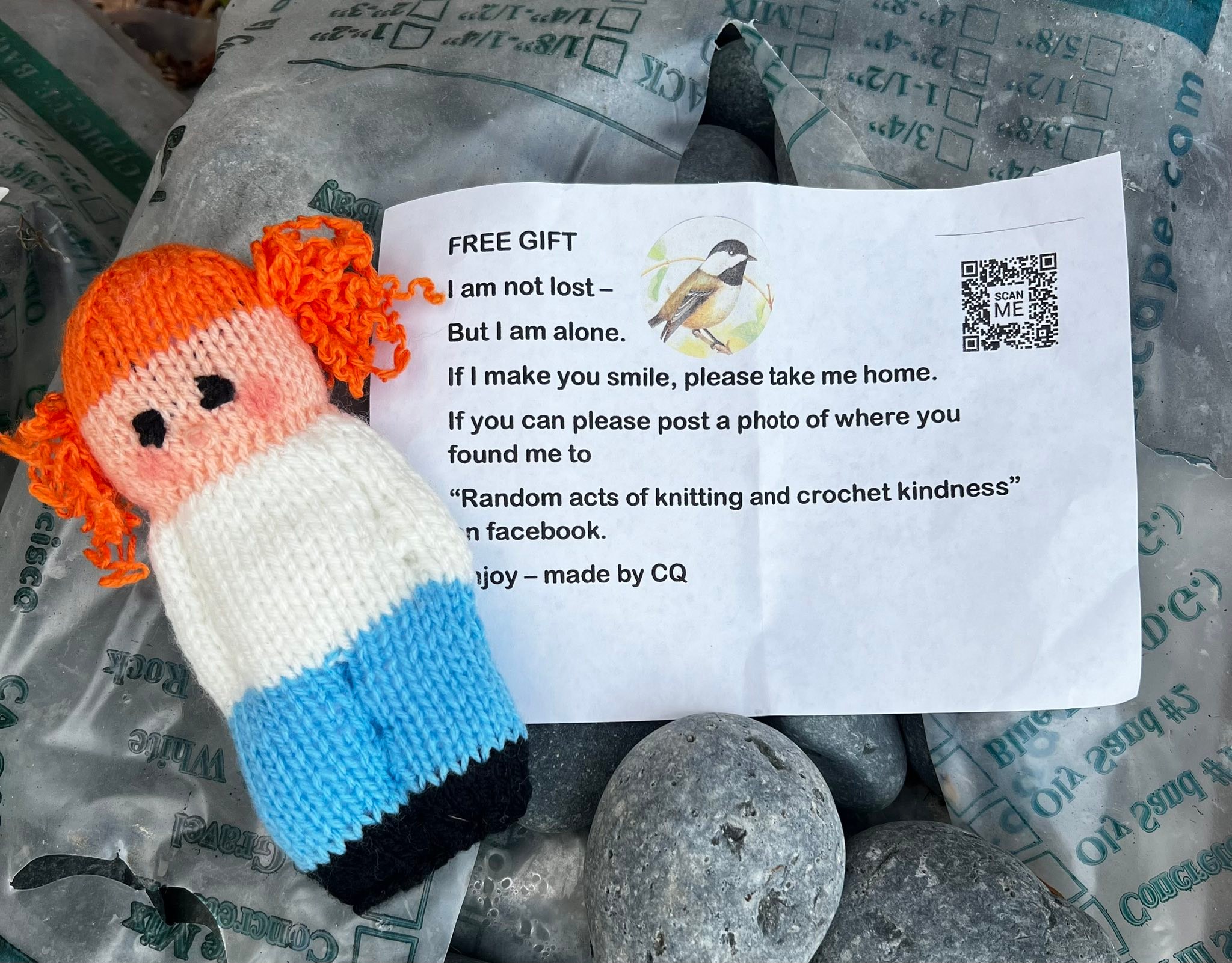 random-acts-of-knitting-and-crochet-kindness-the-obsession-keeps