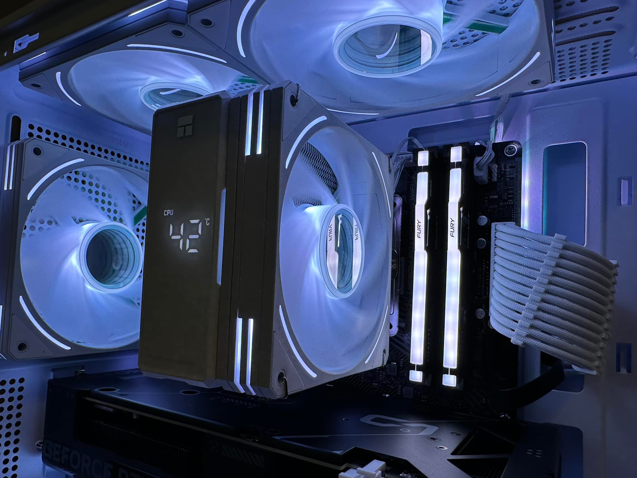 Ryzen 5 7600 build with Rtx 4070 and 32GB RAM