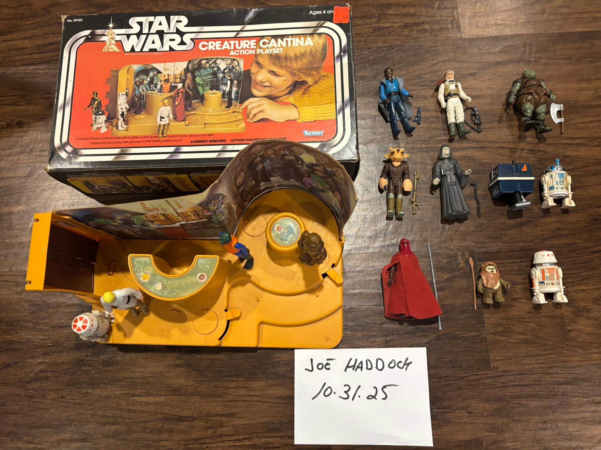 1997 Hasbro/Kenner Pair of vintage 12-inch Star Wars figures from