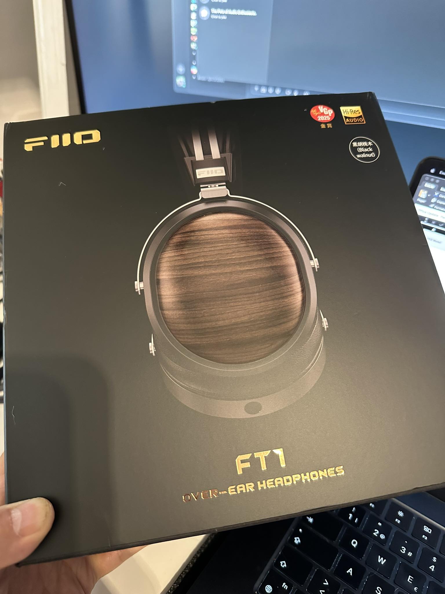 First impressions of new over-ear headphones with balanced output