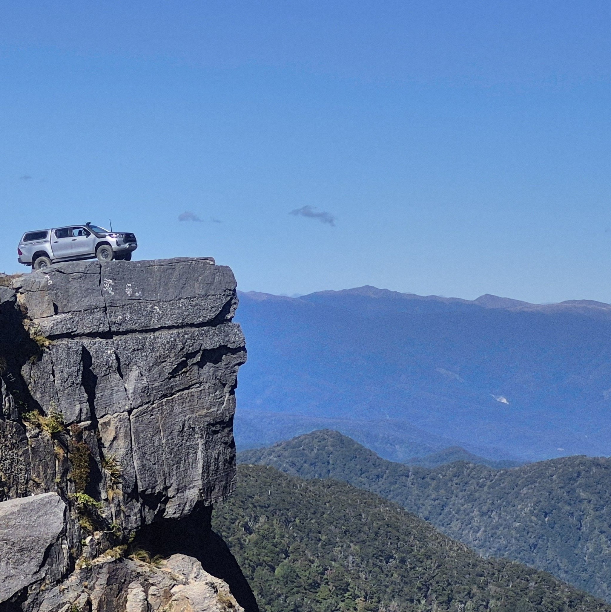 N80 HILUX New Zealand | Does anyone have the part number for the struts ...