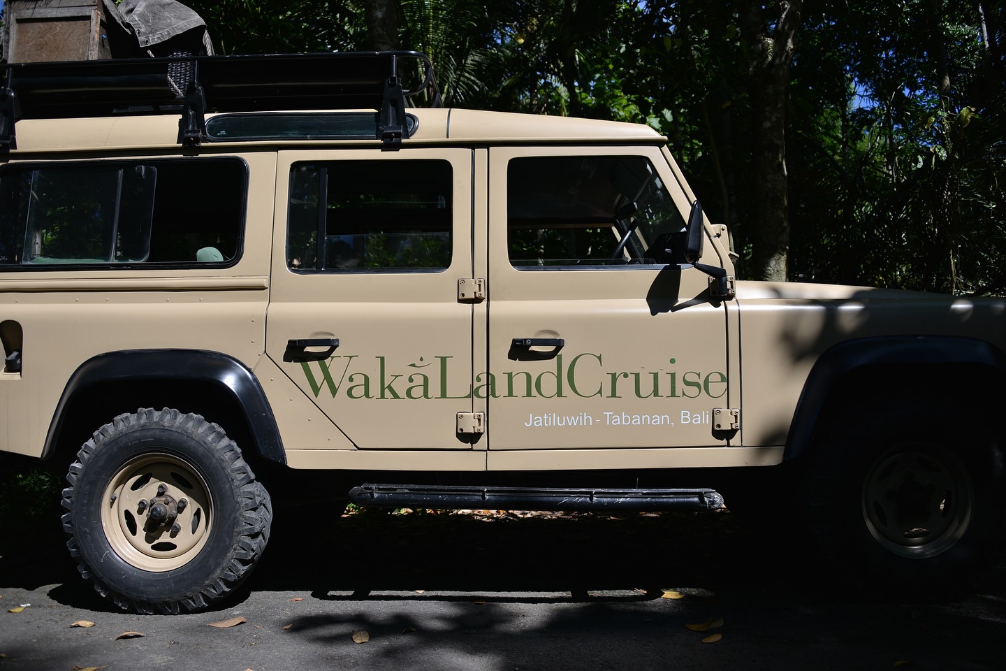 Our classic Land Rover Defender is... - WakaLandCruise - Bali