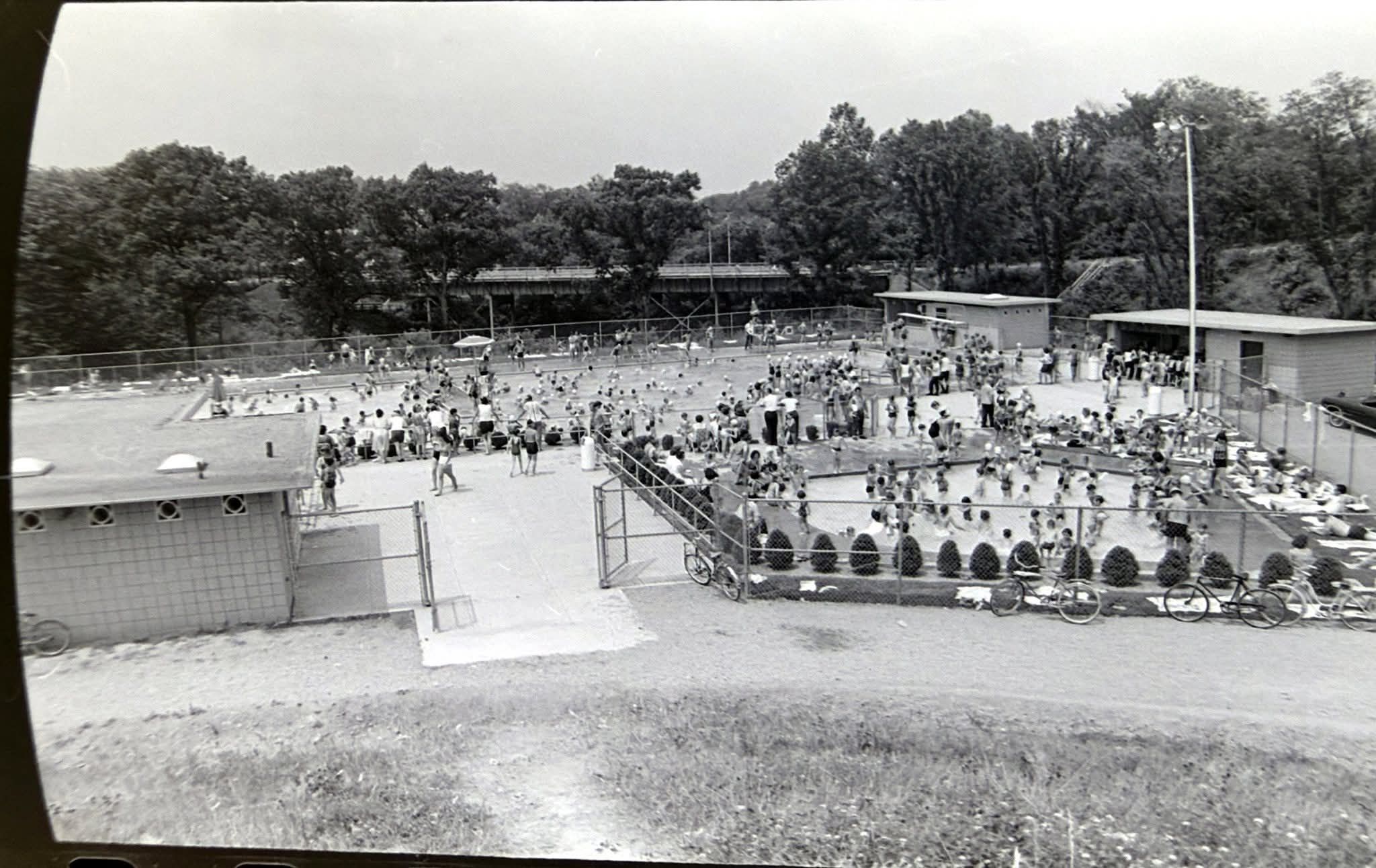 Red Bridge swimming pool in Chambersburg, Pennsylvania, 1950s