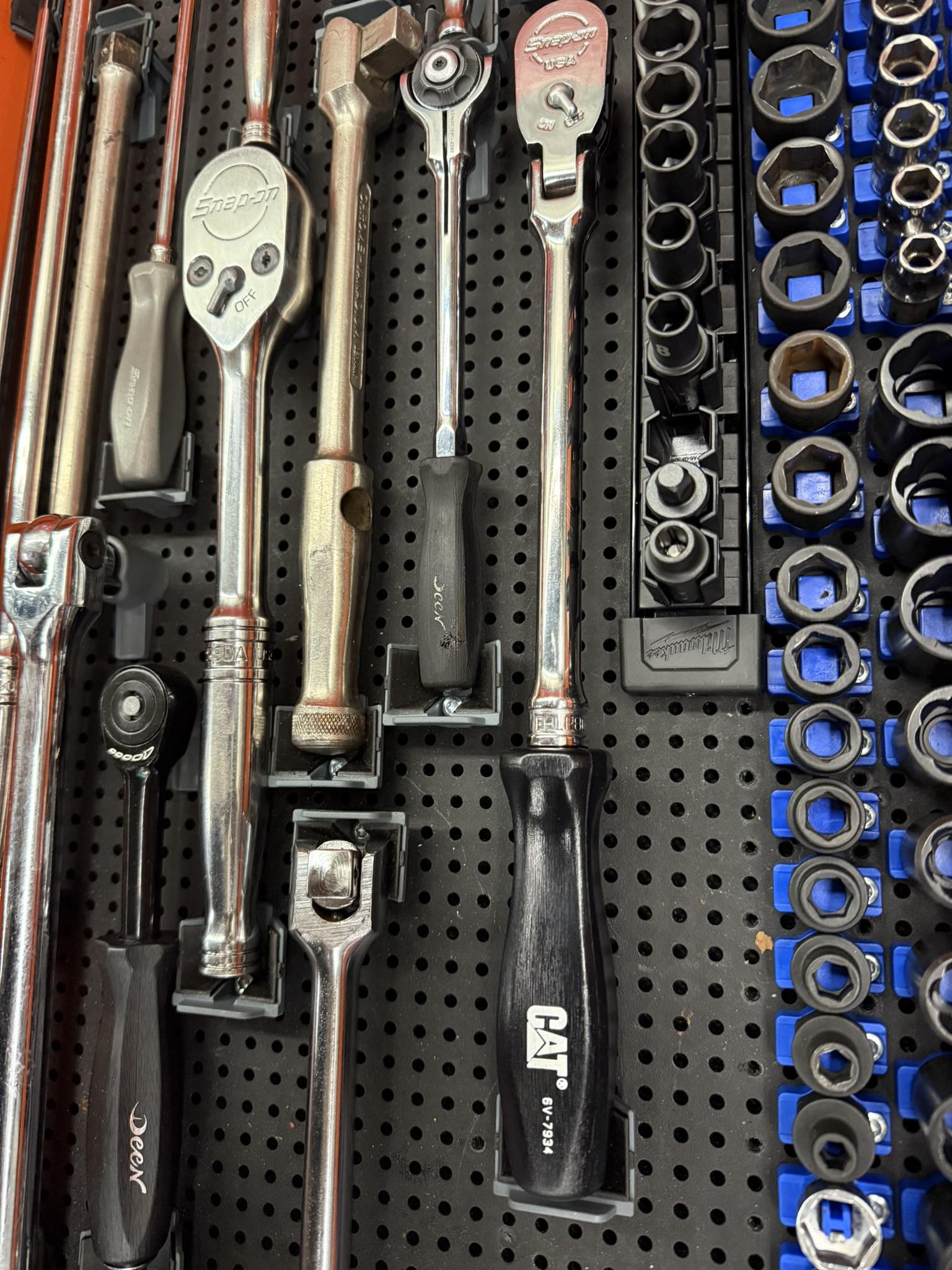 Snap-on flex head with PH2 CAT screwdriver handle