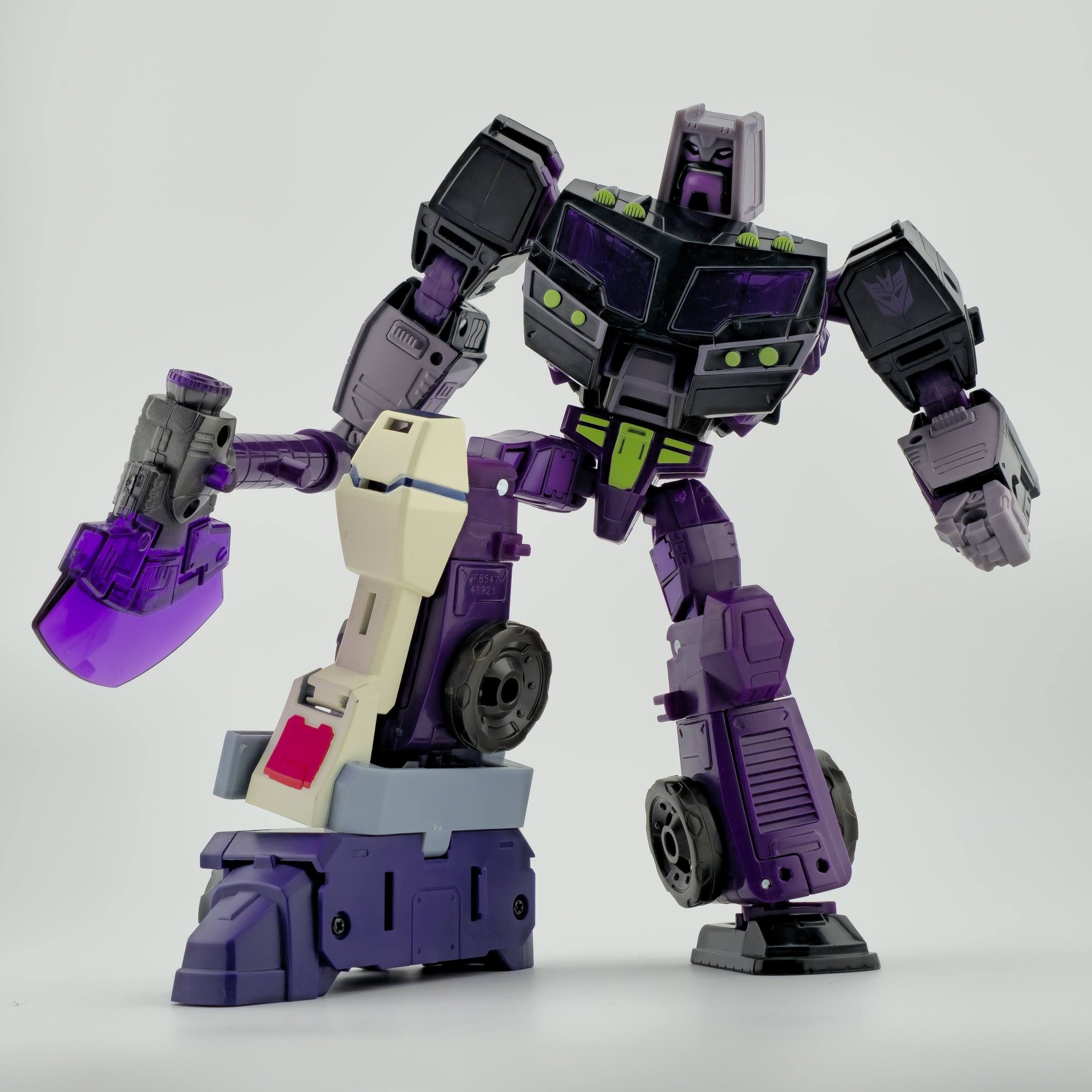 Legacy animated motormaster combining with stunticons
