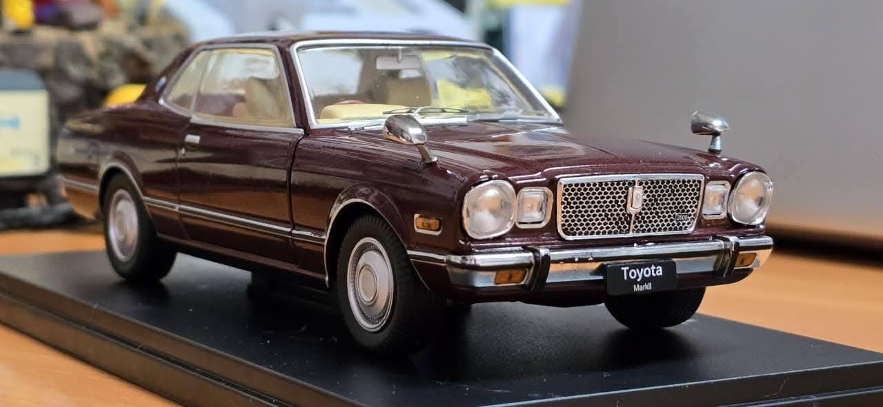 DCCLCupes Toyota Mark II HT 2600 Grande (1976) 1:24
