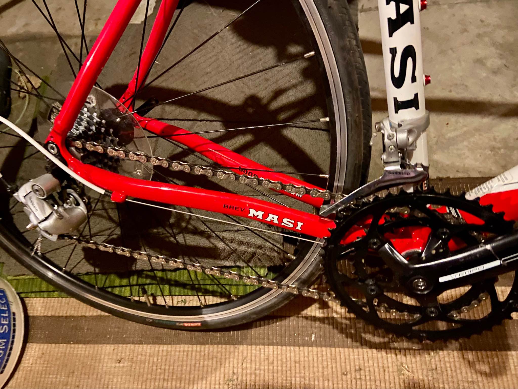 $350 obo Partenza Sizes: 56cm Colors: White / Red, Weight: 22.5 