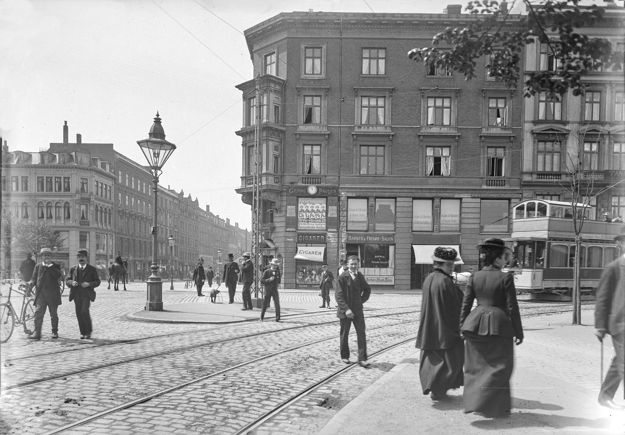 gamle-k-benhavn-1903-vesterbrogade-ved-hj-rnet-af-trommesalen-facebook