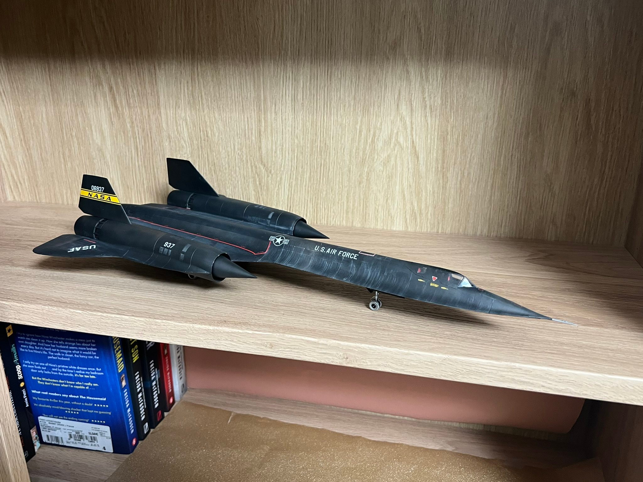 My first black aircraft ever…. Hasegawa SR71