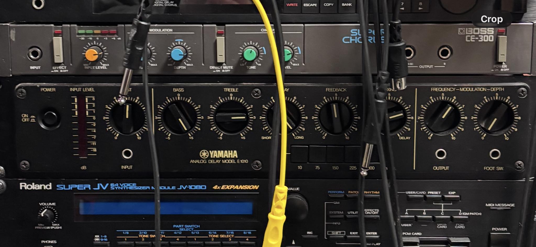 What are the power supply options for Yamaha AD 10 ANALOG DELAY in