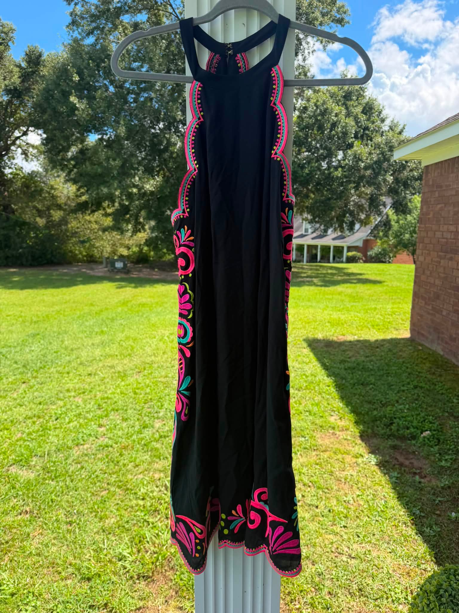 lilly pulitzer quinn halter dress in Onyx Gypset Swirl pattern, size large, for sale Style:Plunge-Neckline