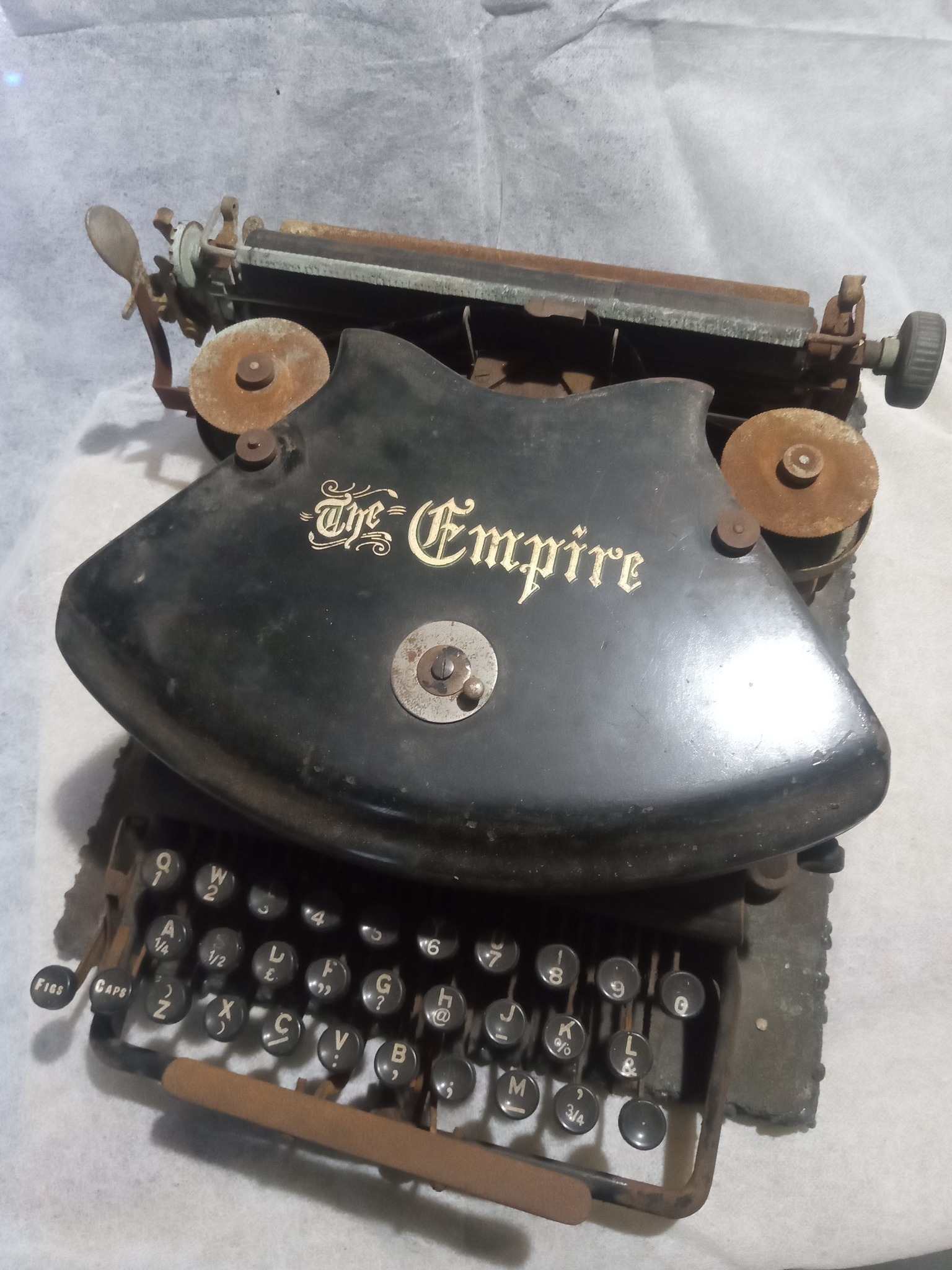A few weeks ago I received an Empire 1. It was on eBay for £20 and 