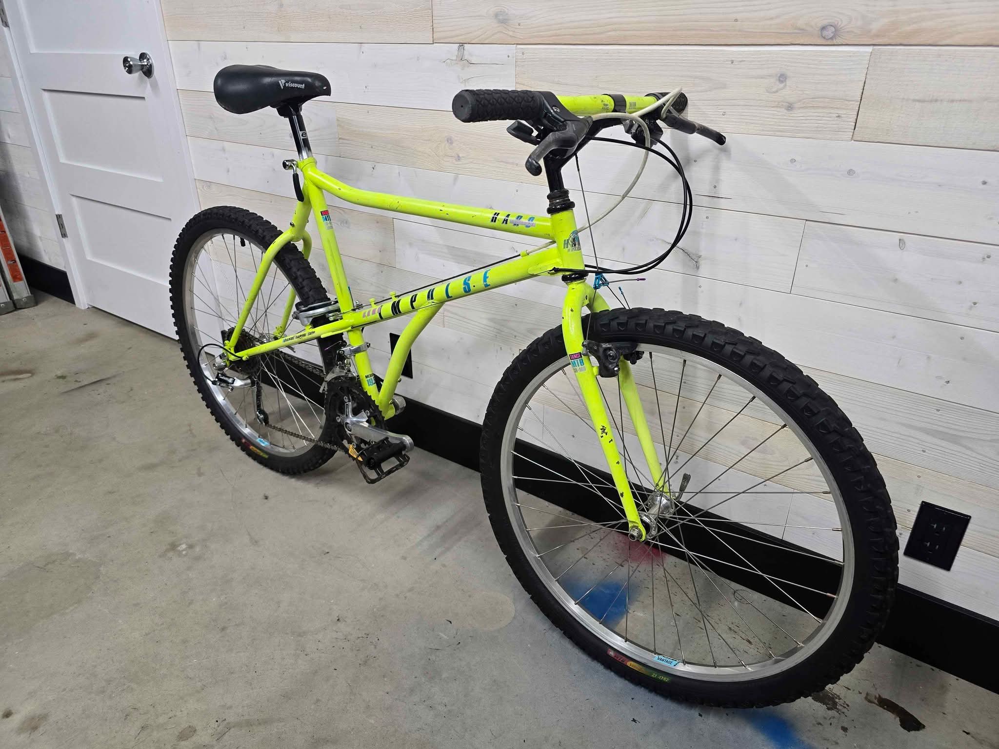 I have a freshly tuned up 1990 Haro Impulse. This has a similar