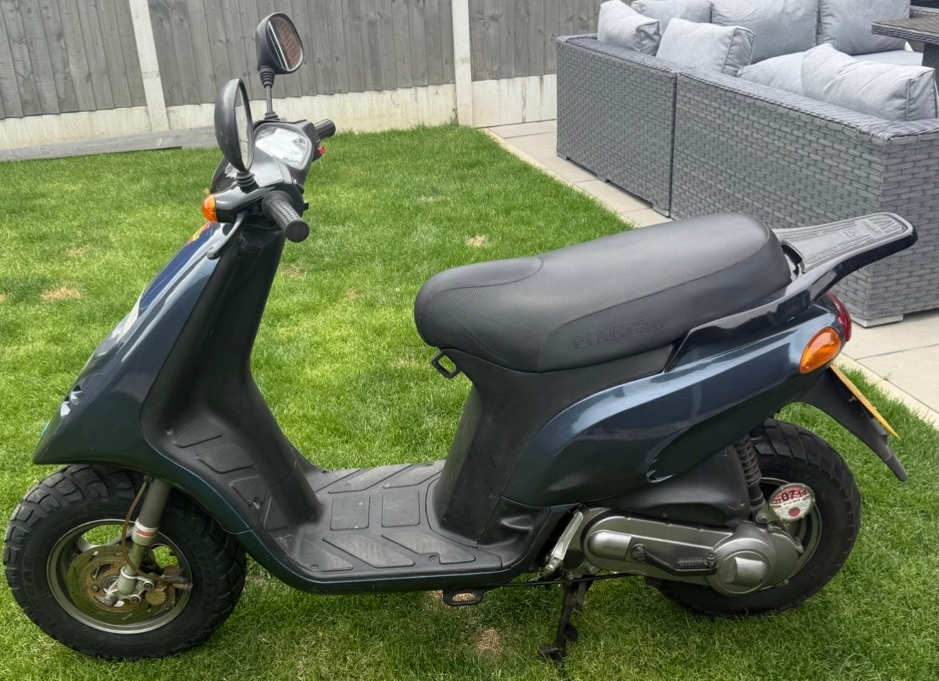Hello guys, I have a Piaggio Typhoon 80 original, can anyone tell 