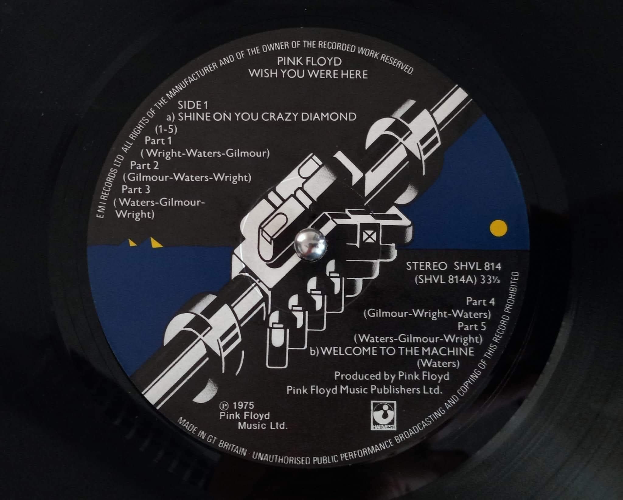 Pink Floyd – 'Wish You Were Here' (1975) Harvest – SHVL 814 (1st