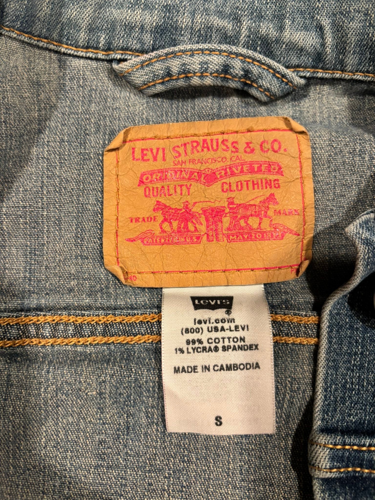 Identifying age of Levi Strauss jean jacket?