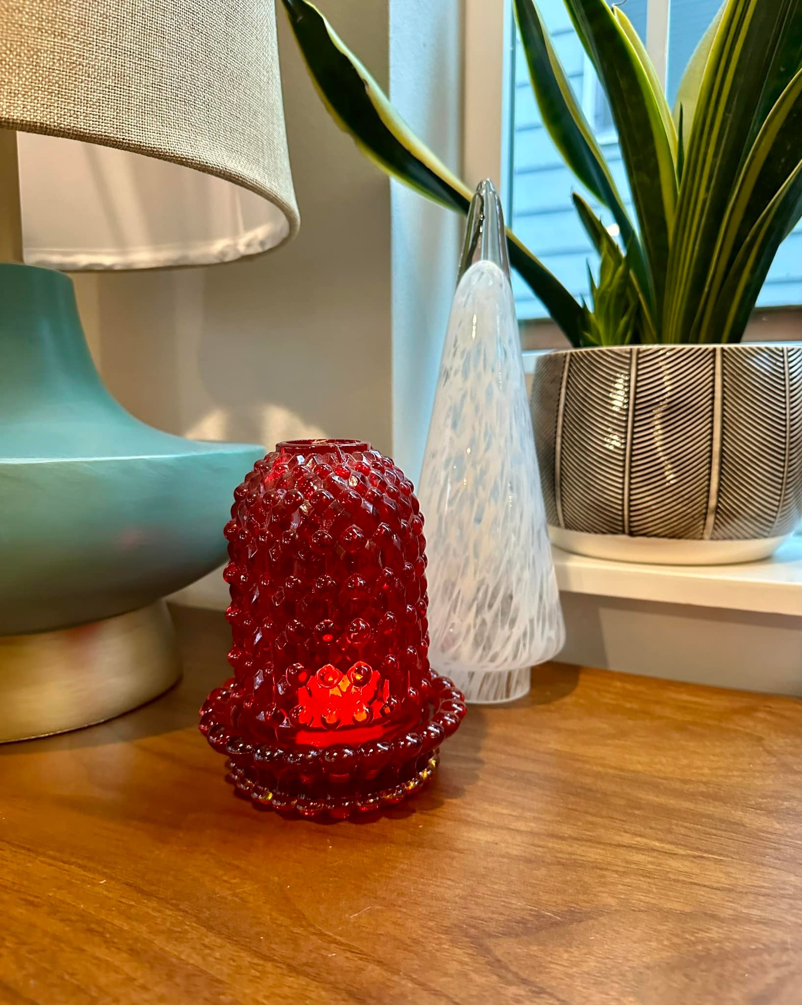 SOLD Vintage Amberina glass red fairy lamp 20.00