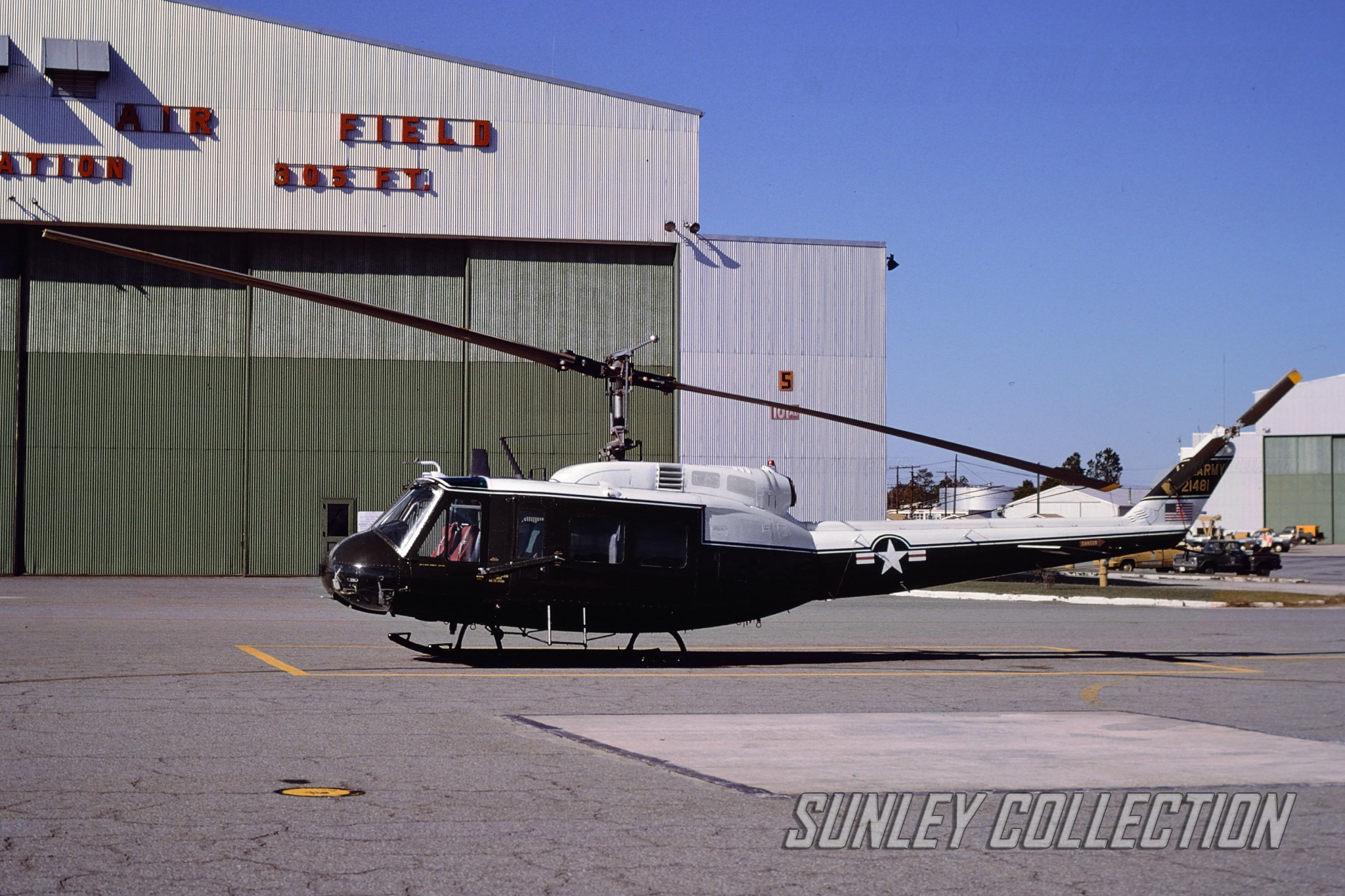 UH-1M 66-0635 of the 116th ACR Idaho National Guard in1982. From