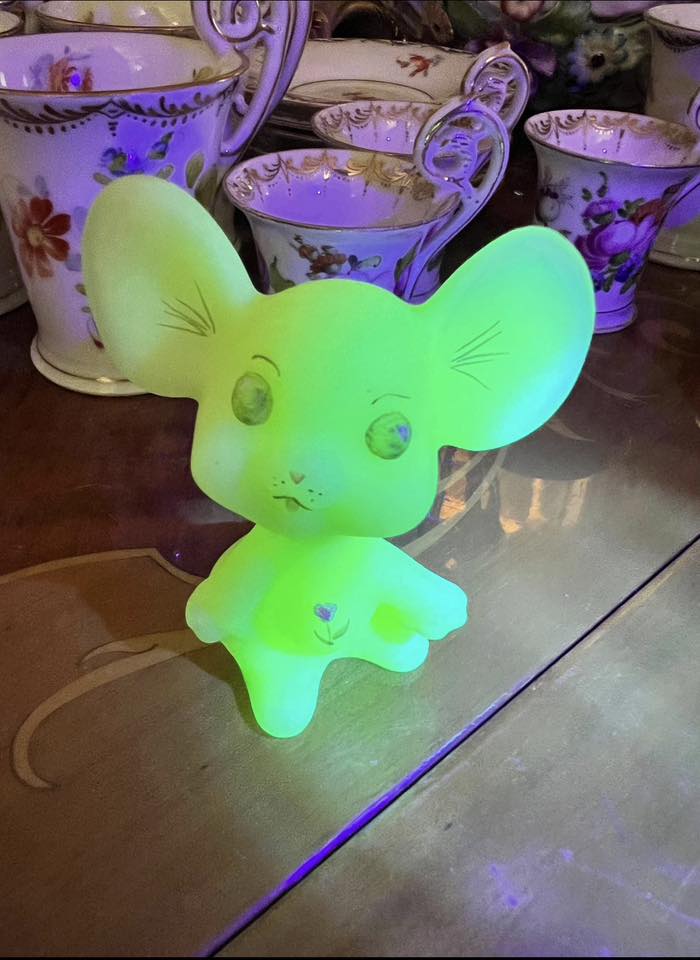 Collectible Fenton frosted glass mouse figurine is part of the