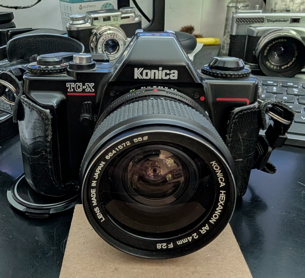 世界初オートフォーカスカメラ Konica Hexanon 58mm F2.8