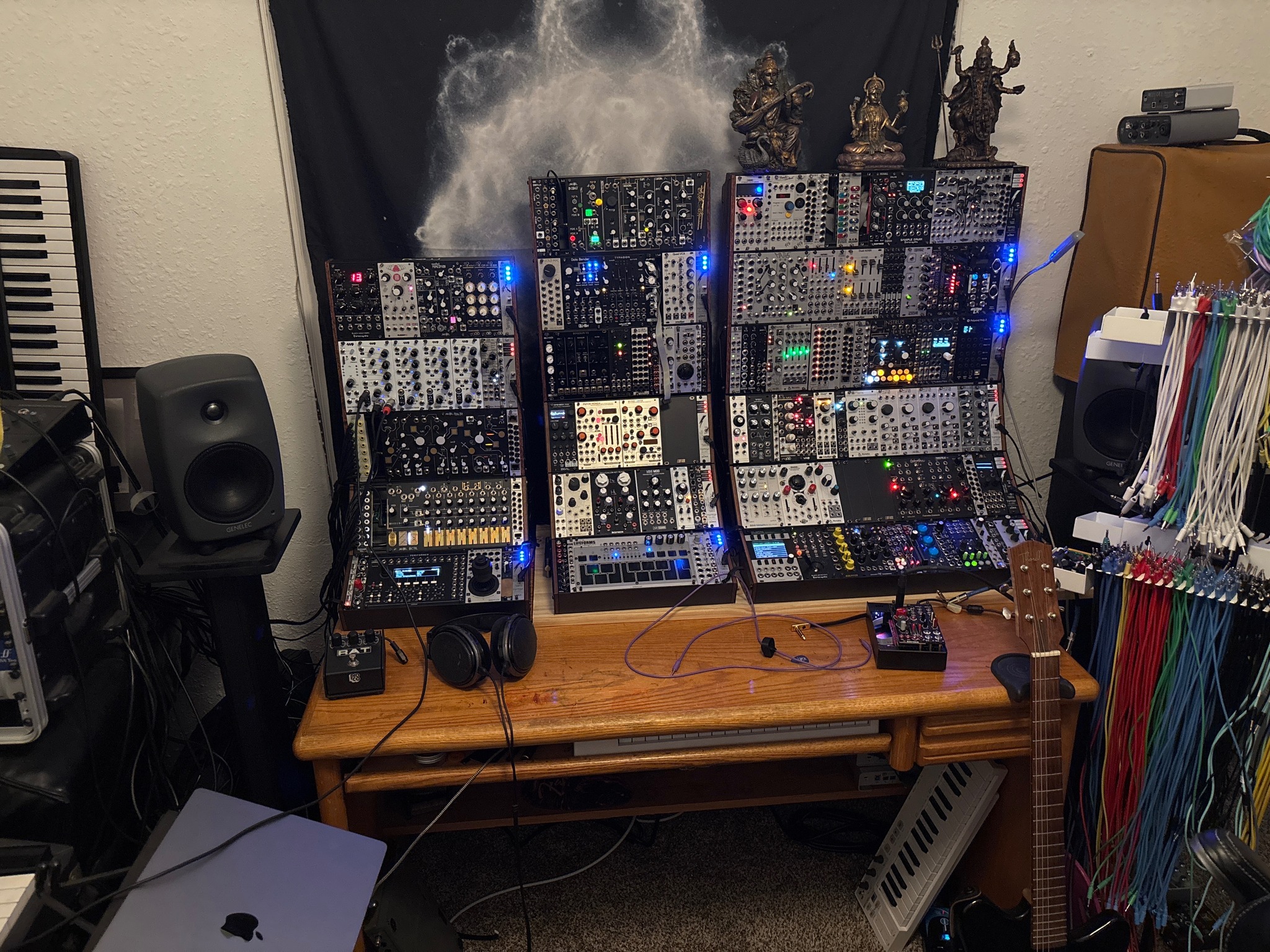 Where to find a 4-tier Moog rack or similar dimensions?