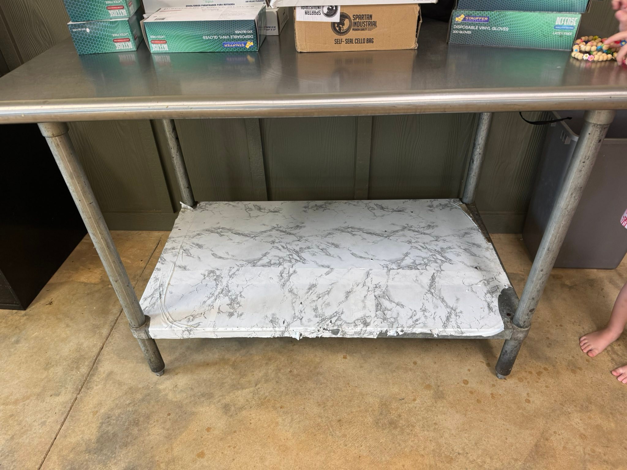 How to Clean a Stainless Steel Table: Expert Tips - KitchenBucks