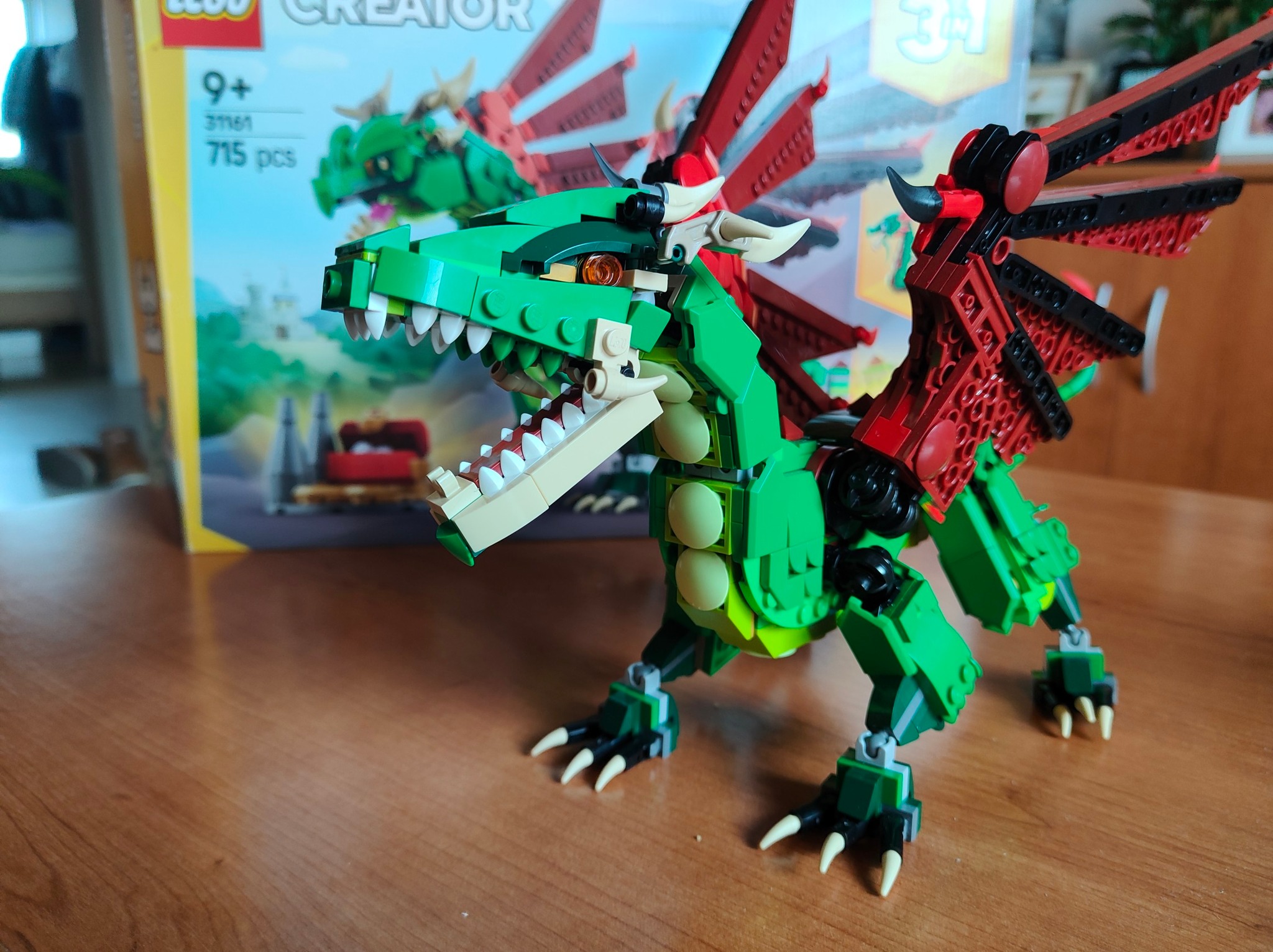 Lego Creator set 31161 dragon piece not fitting