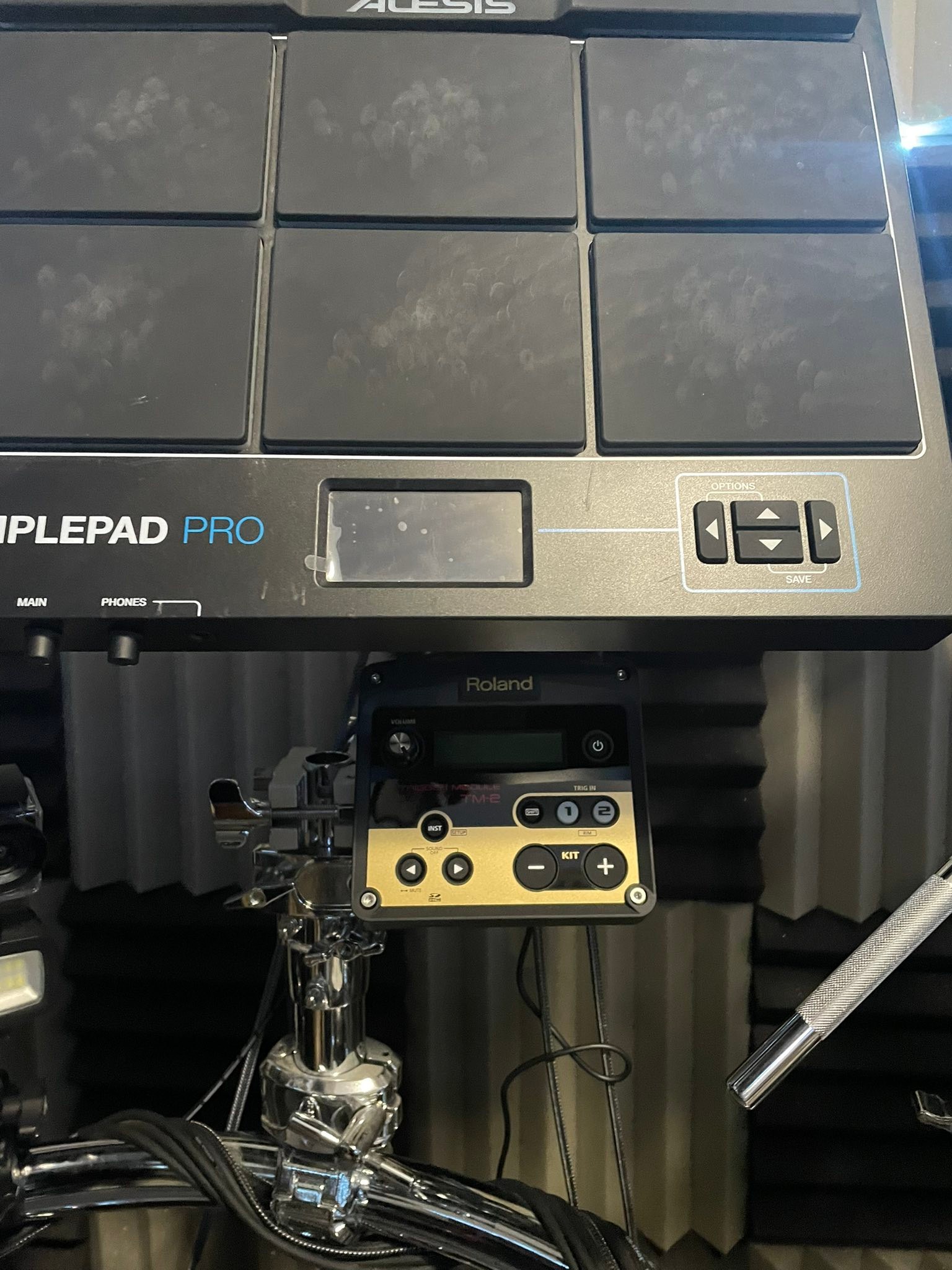 Can Roland kick pad connect to Alesis SamplePad 4?