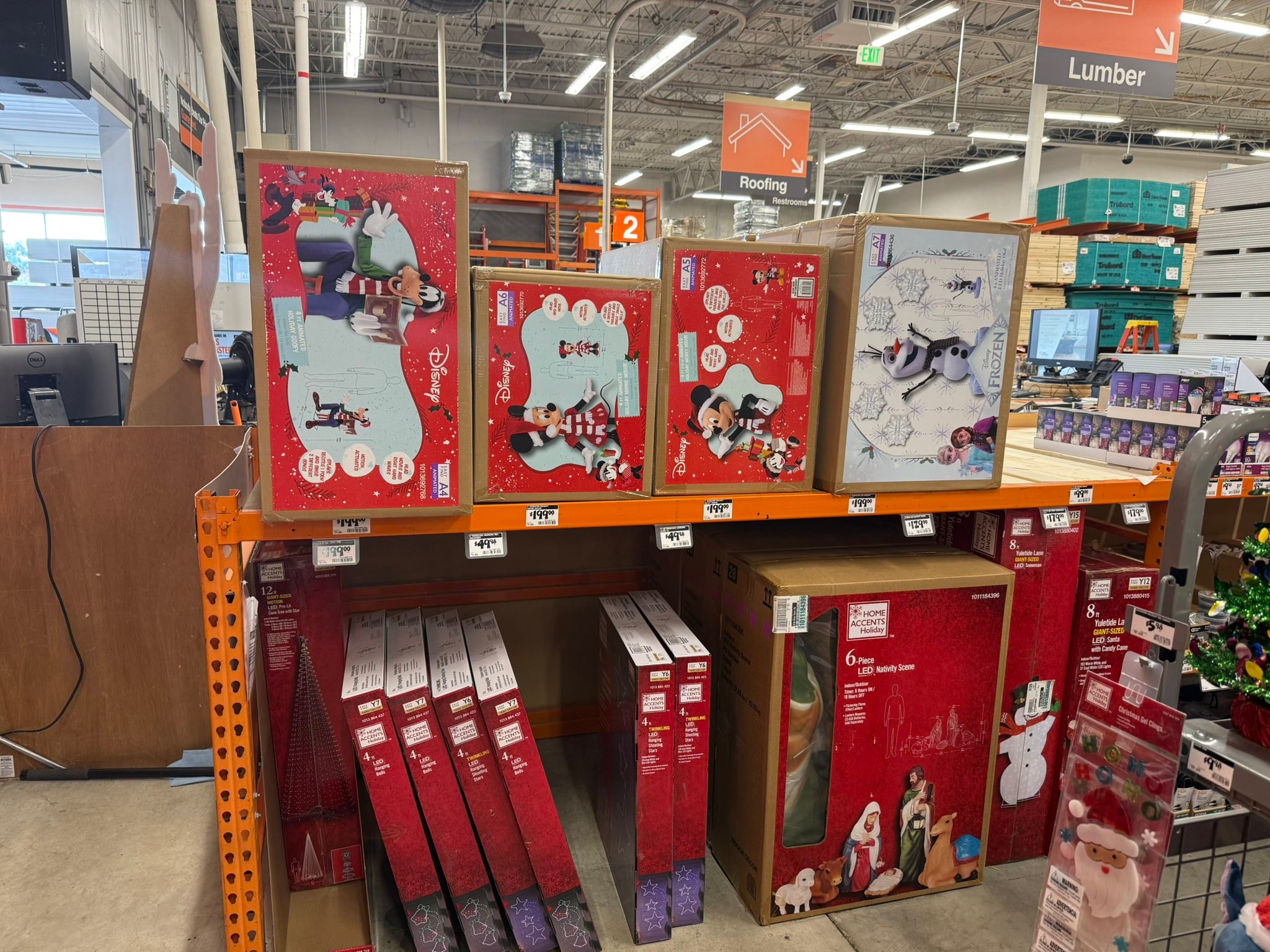 Home Depot Christmas HAUNT & HOLLY Decorating Club | Home Depot in