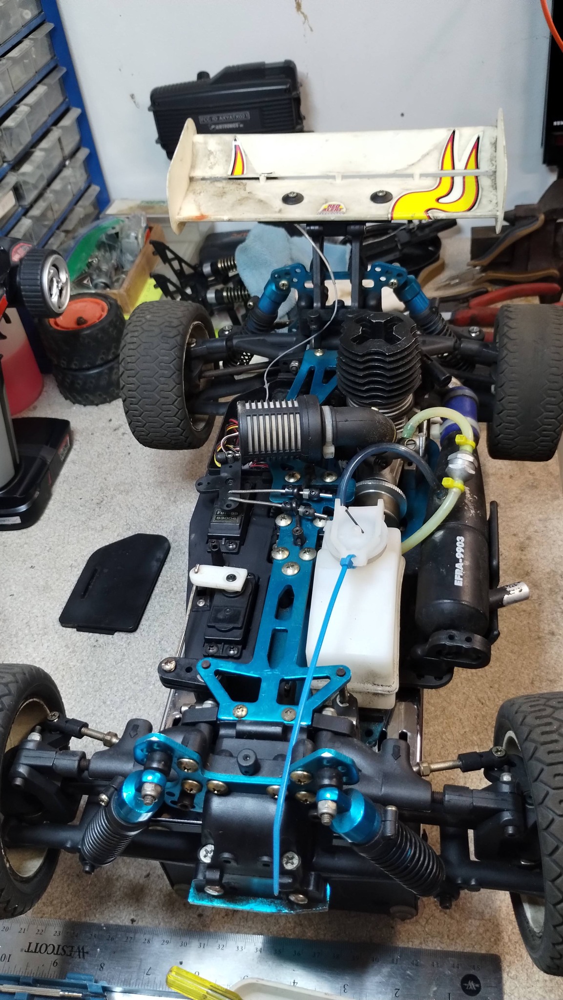 I just picked up this vintage 1/8 scale buggy it was advertised