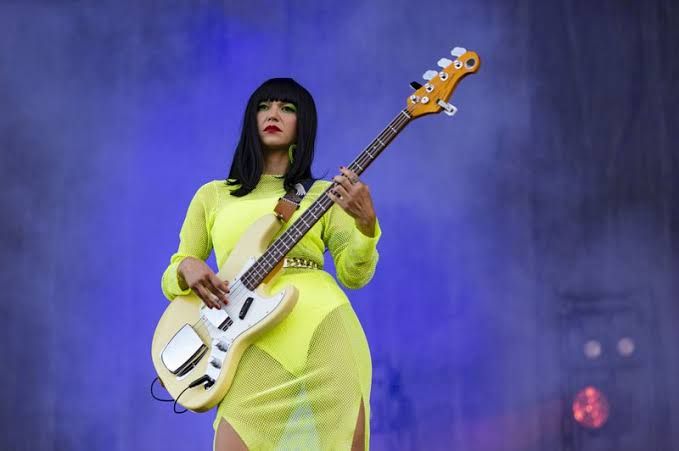 Khruangbin's Laura Lee with her SX bass