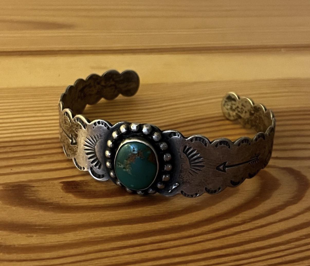 Fred Harvey era Native American jewelry history and significance