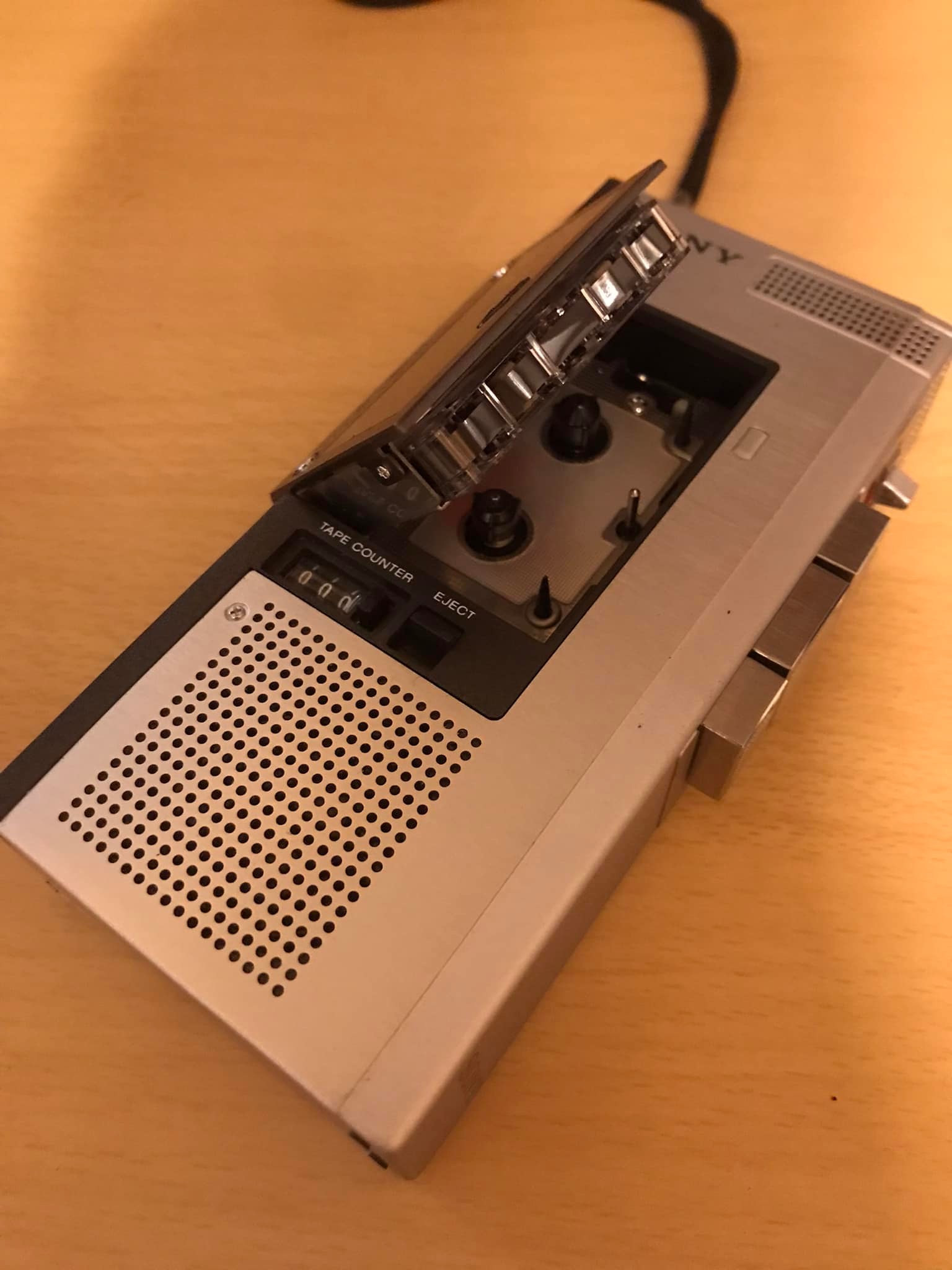 Sony M-1000 micro cassette stereo player review